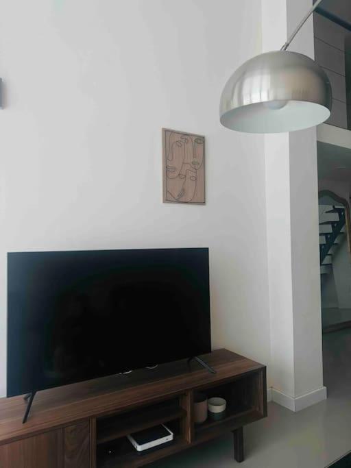 Apartamento Guadalquivir Севиля Екстериор снимка