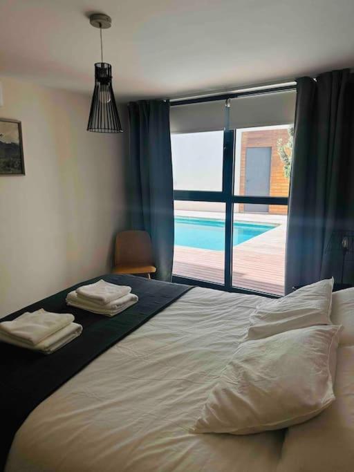 Apartamento Guadalquivir Севиля Екстериор снимка